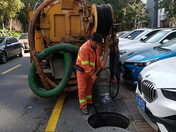 镇巴排污管道清淤