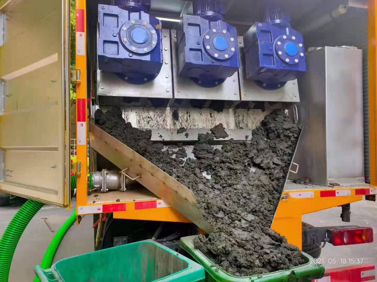 镇巴化粪池清掏城市维护站-泥浆净化干湿分离处理